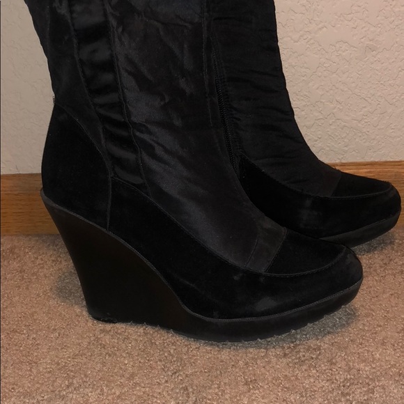ShoeDazzle Faux Fur Wedge Winter Boots - Picture 2 of 5